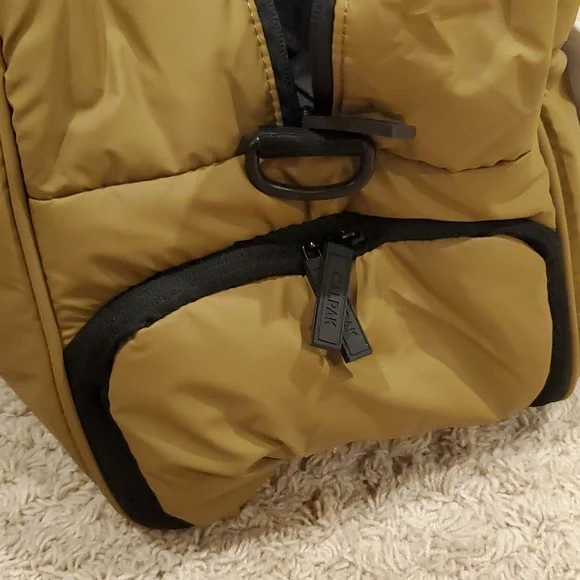 Calpak duffle bag - Picture 8 of 11